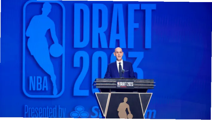 什么是NBA Exhibit10条款的核心定义？